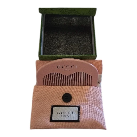 Gucci Beauty Pink Hair Comb with Green Box & Pouch One Size - Picture 4 of 4